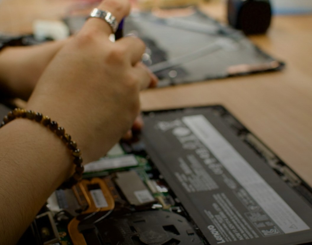 Reparo especializado em notebooks e computadores